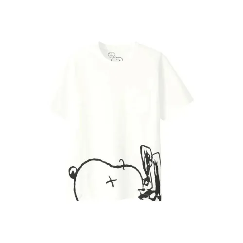 KAWS X Uniqlo X Peanuts Snoopy Face Pocket Tee Tee