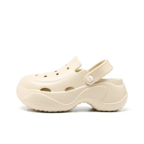 DAPHNE Clogs Women's