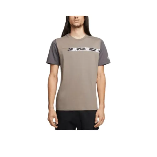 Nike Clothing T Shirts Men Umber