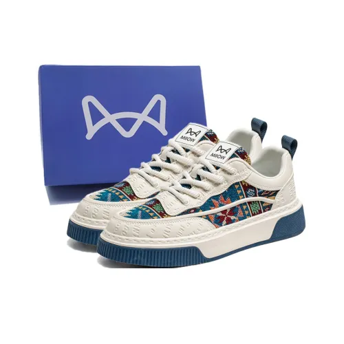 MIIOW Low Top Skateboard Shoes Men's