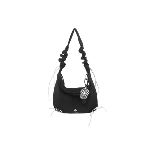 Deli Bear Nylon Shoulder Bag Regular Women's Multicolor