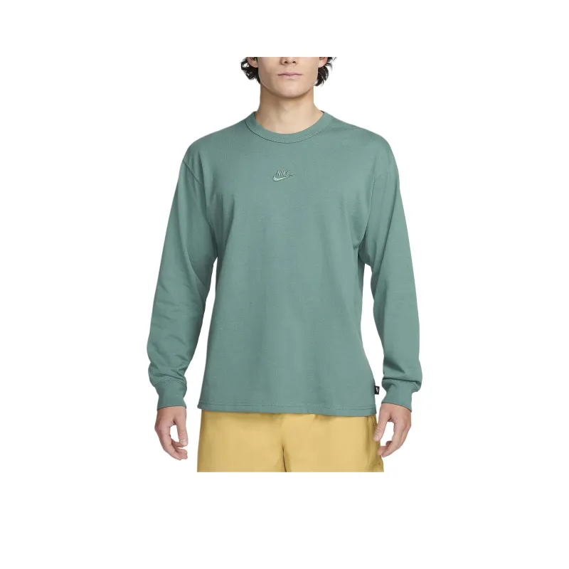 Nike Sportswear Essentials Series T Shirt Men's Forest Green-0