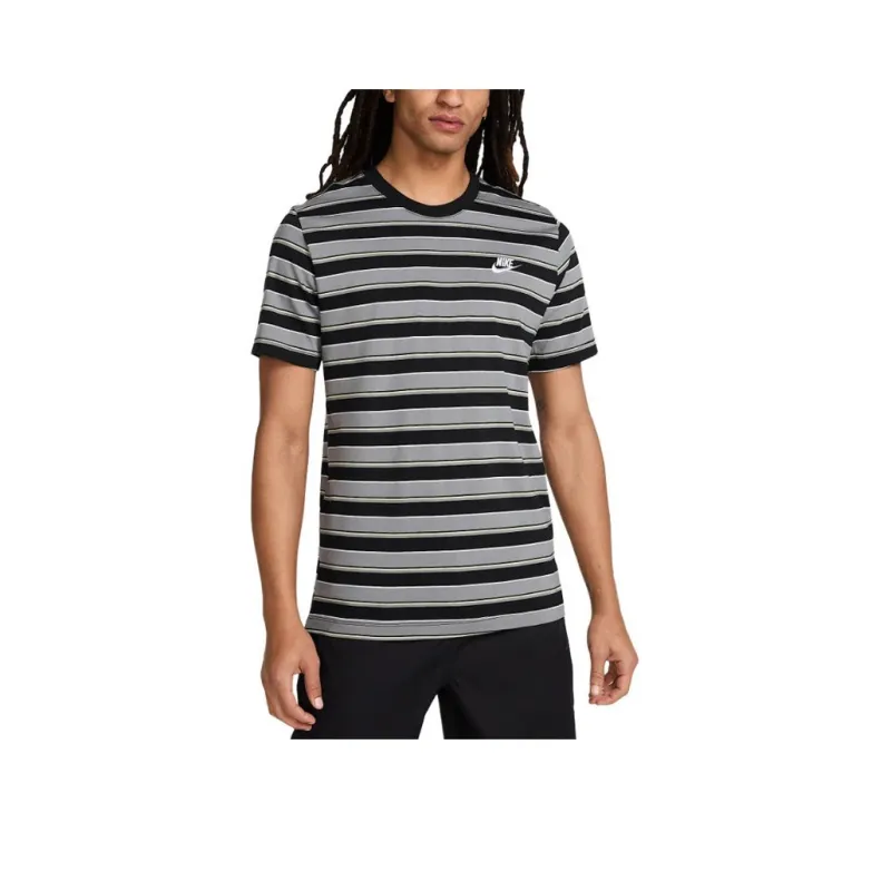 Nike Club Men's T Shirt-0