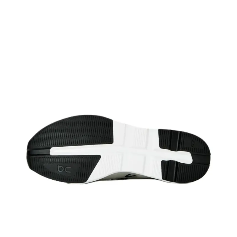 On Running CloudzOne Ice Black-4