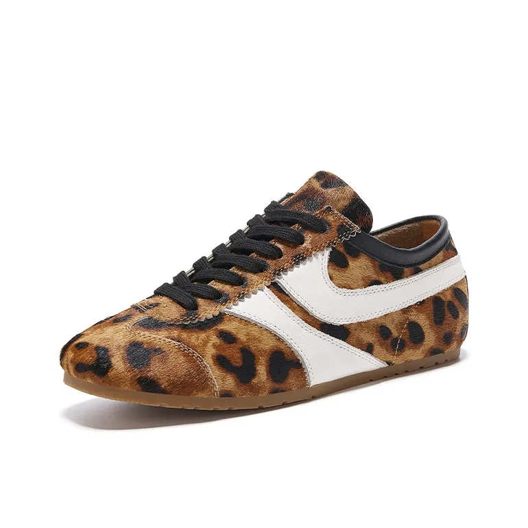 OSITA RED Slip Resistant Lightweight Breathable Low Top Casual Shoes Women's Leopard Print-1