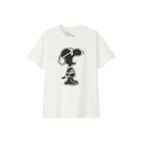 KAWS X Uniqlo X Peanuts Joe KAWS Yawn Outline Tee