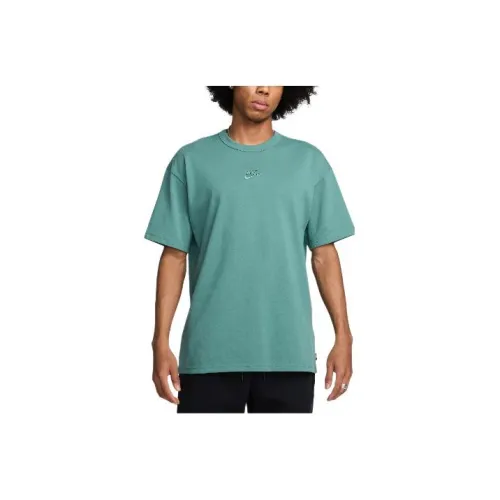 Nike Sportswear Essentials Series Premium T-Shirt Men's Green