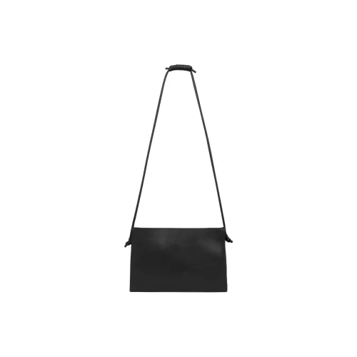 ST. AGNI Lambskin Shoulder Bag Women's Black