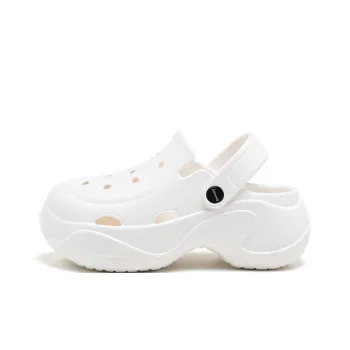DAPHNE Clogs Women's