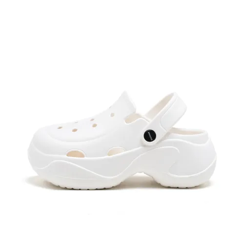 DAPHNE Clogs Women's