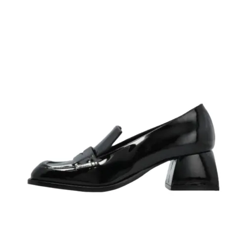 NODALETO Signature Block Heel Pumps