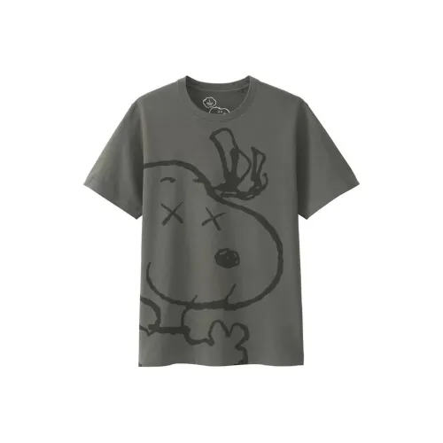 KAWS X Uniqlo X Peanuts Snoopy Face Tee