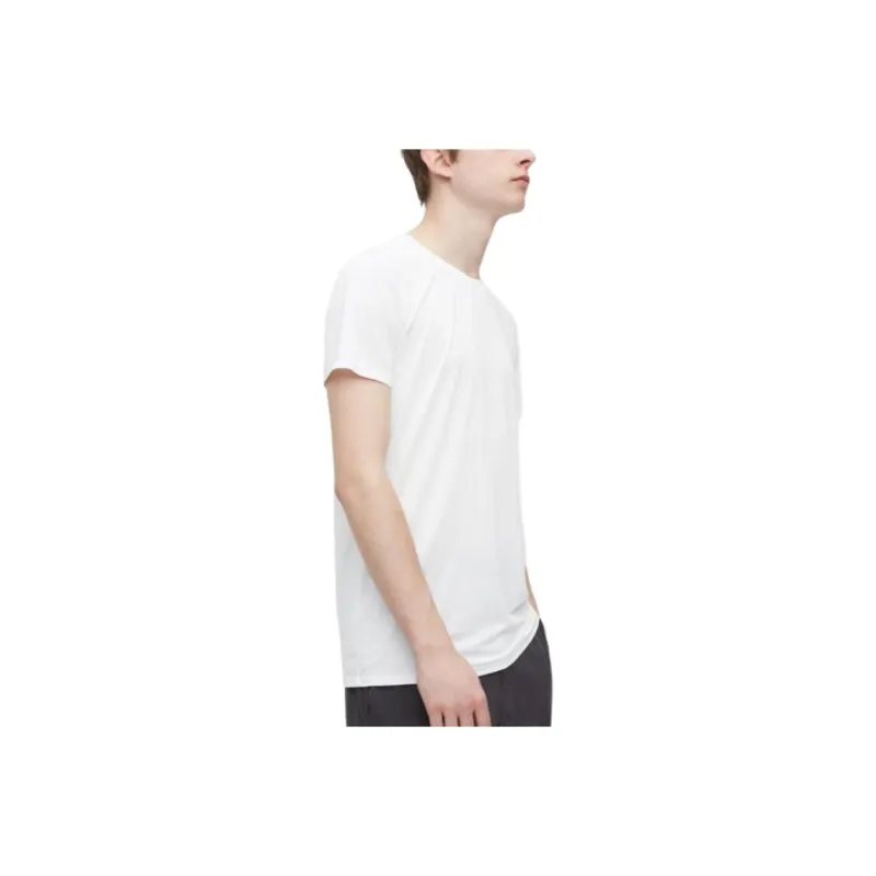 UNIQLO T Shirt Men's Moon White-0
