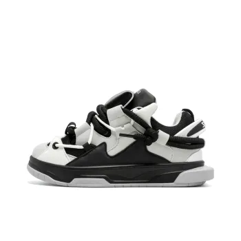 SUPEREDGE Coverage Slip Resistant And Abrasion Resistant Low Top Skateboard Shoes Unisex Black