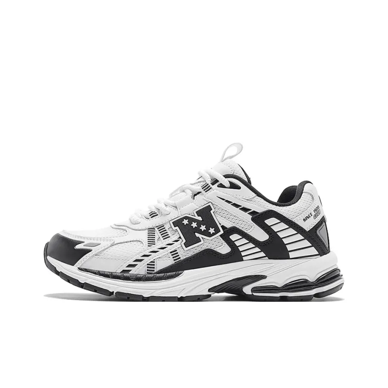 NFL Runner Low Top Casual City Commute Running Shoes Unisex White Black-0