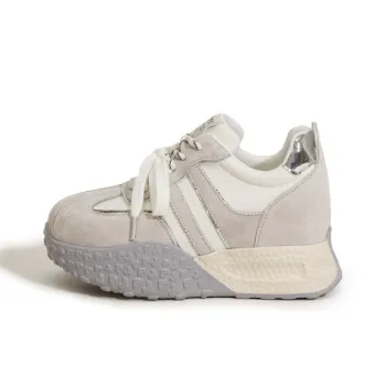 Milan Love Song Low Top Casual Shoes Women's