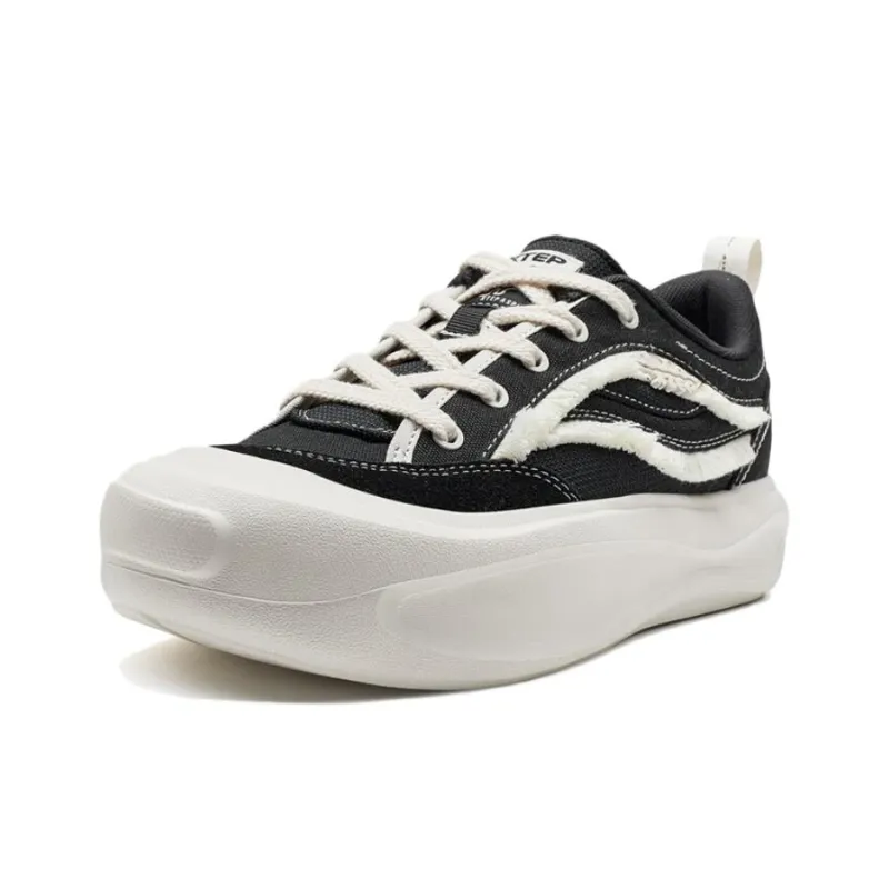XTEP Boom Anti Slip Wear Resistant Low Top Skateboard Shoes Women's Black White-1