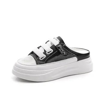 Bull Charm Slip Resistant Wrap toe Slippers Women's