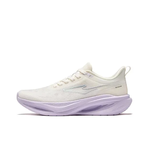 Erke Cushioning Rebound Low Top City Commute Running Shoes Women's Microcrystal White