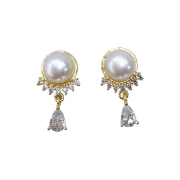 ORDI Pearl Hoop Earrings Women's