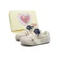 Ecru (Heart Tulip Box)