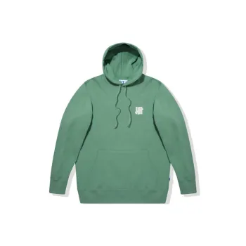 UNDEFEATED Sweatshirts Men