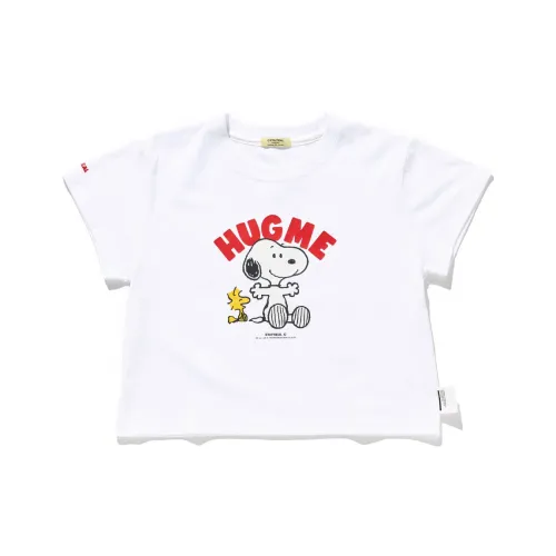 STAYREAL Snoopy Hug Cropped T Shirt Women's