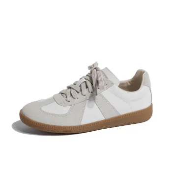 Varib Anti Slip Wear Resistant Low Top Skateboard Shoes Women's
