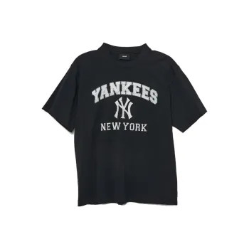 MLB Varsity Overfit New York Yankees T Shirt Unisex Black