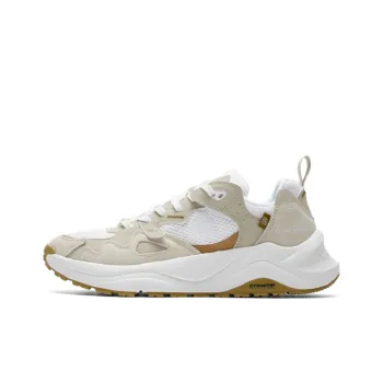 Le Coq Sportif LCS R990 Lightweight And Breathable Low Top Chunky Sneakers Unisex Khaki With White