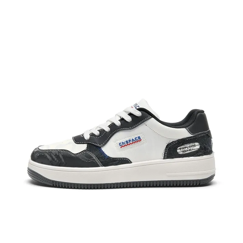 China Aerospace Low Top Skateboard Shoes Unisex-0