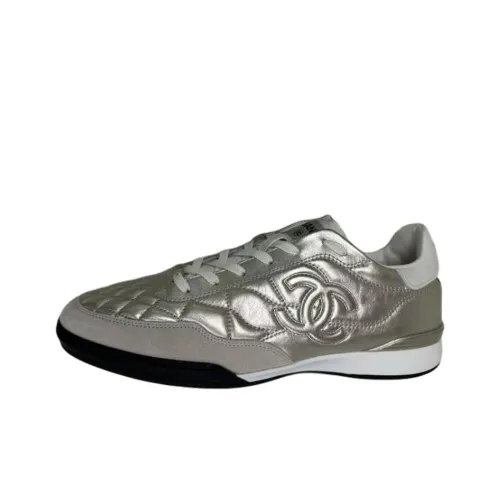 CHANEL 25S Low Top Casual Shoes Men's Light Gold
