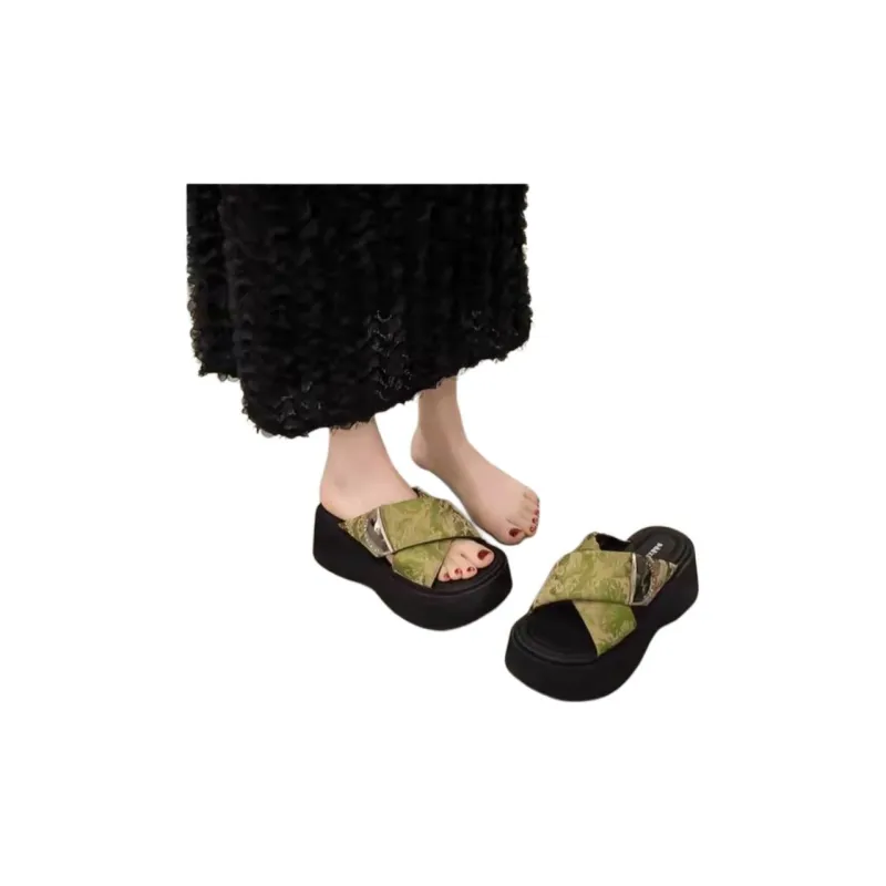 Qiao Anju Slippers Green, Black-3