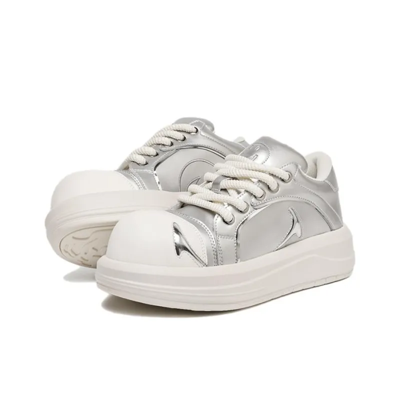 GIGIRYO Shock Absorbers With Slip Resistant And Abrasion Resistant Properties Low Top Casual Shoes Unisex Silver-2