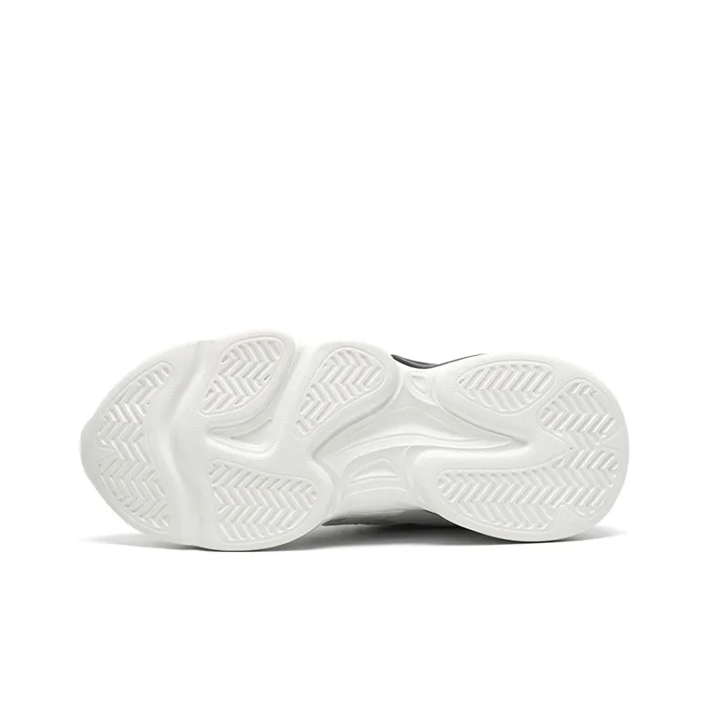 He Jinchang Abrasion Resistant Low Top Casual Shoes Women's White-4