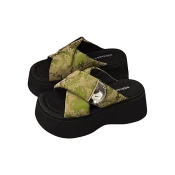 Qiao Anju Slippers / Home Slippers