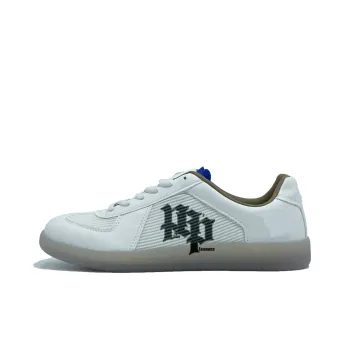 PAIN OR PLEASURE Low Top Skateboard Shoes Unisex White Blue Magnolia