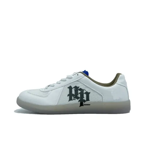 PAIN OR PLEASURE Low Top Skateboard Shoes Unisex White Blue Magnolia
