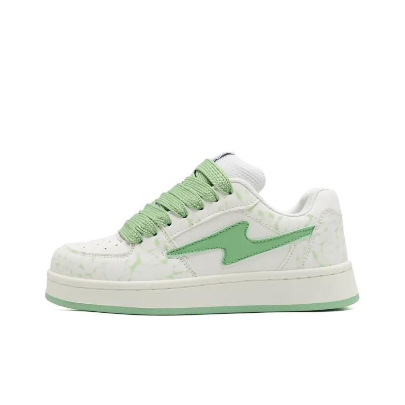Teddy Bear Collection Coverage Anti Slip And Wear Resistant Low Top Skateboard Shoes Unisex-18