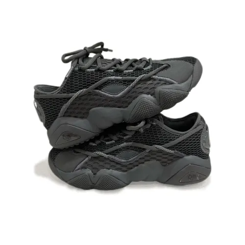 PEAK State Pole 6371 Anti Slip And Wear Resistant Coverage Low Top Casual Shoes Men's Black