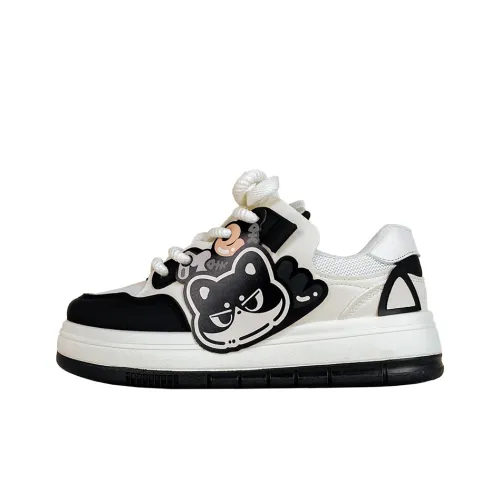 A&M Anti Slip Wear Resistant Low Top Skateboard Shoes Women's Black