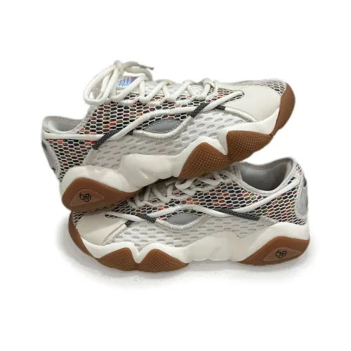 PEAK State Pole 6371 Anti Slip And Wear Resistant Coverage Low Top Casual Shoes Men's White