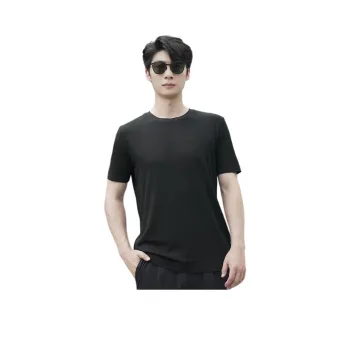 Shu family T-Shirts Men Black