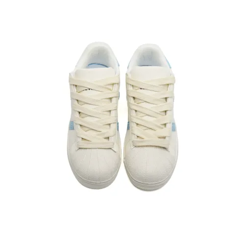 Circle small Skateboard Shoes Womens Low Top Custard