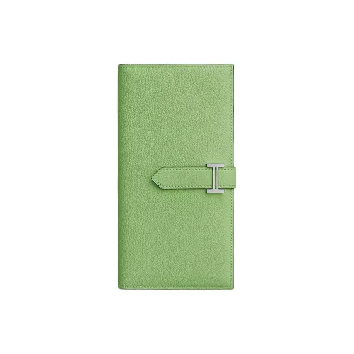 HERMES Bearn Mysore Goat Skin Wallet Women's 3I Vert Criquet Avocado Green/Cricket Green