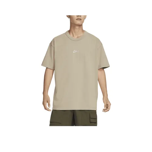 Nike T-Shirts Men Brown