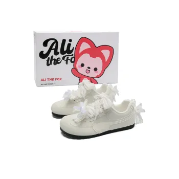 ALI THE FOX Slip Resistant Low Top Casual Shoes Women's Ecru
