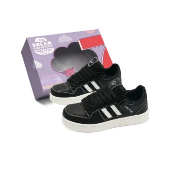 7 SEVFUN Wear resistant And Lightweight Low Top Skateboard Shoes Unisex Black