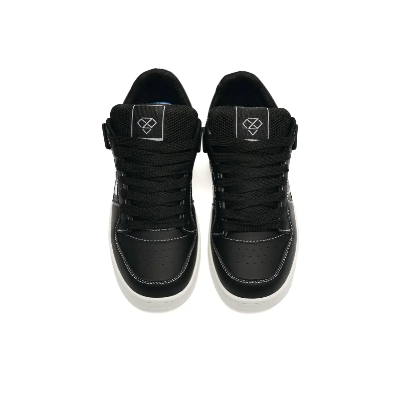 Circle Small Low Top Skateboard Shoes Unisex Black-1
