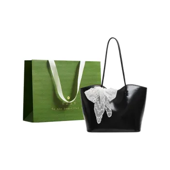Three Ducklings PU Shoulder Bag Regular Women's White/Black/Khaki/Blue/Pink